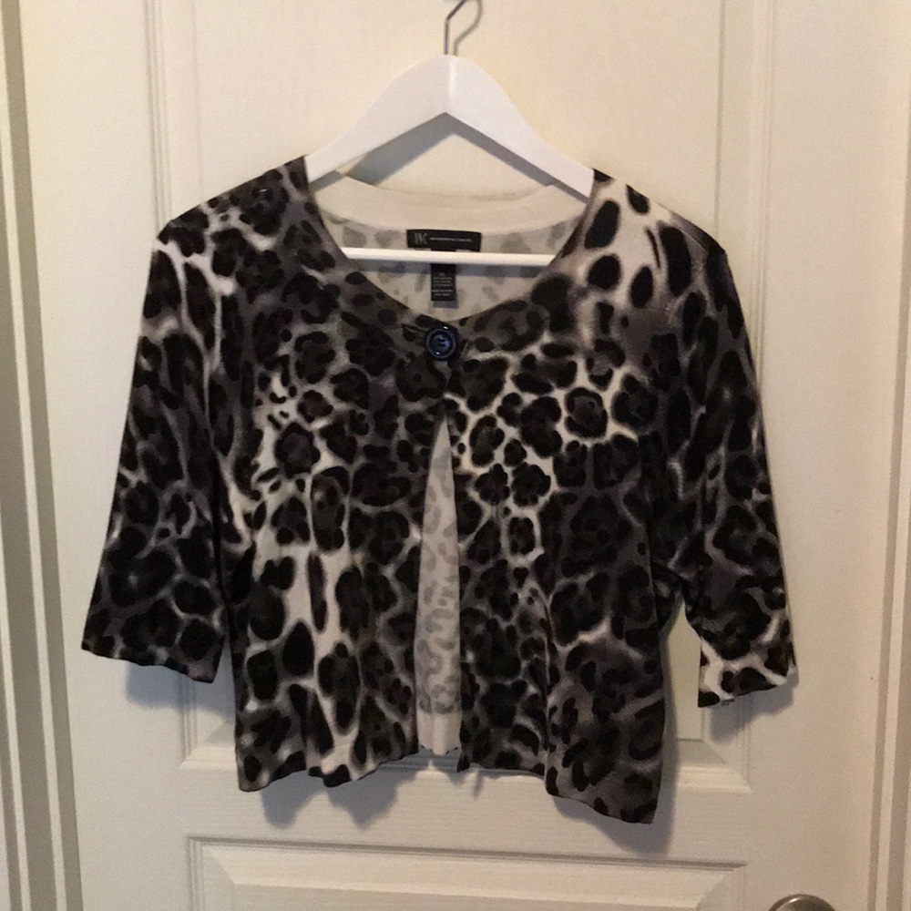 INTERNATIONAL CONCEPTS SHRUG/cardigan.